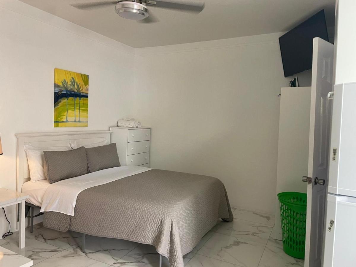 The Sunset Stay Apartments Νασάου Εξωτερικό φωτογραφία